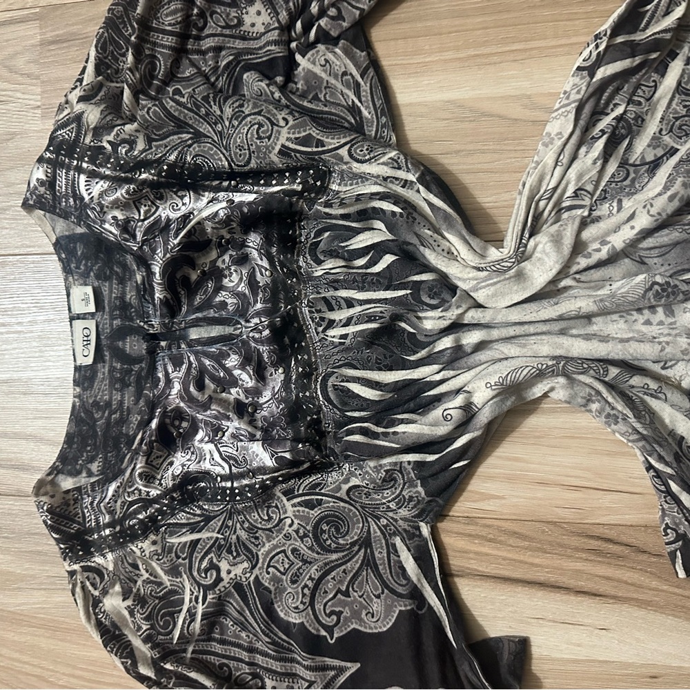 Cato Black and Gray Paisley Top